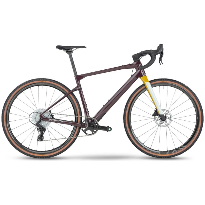 Bmc URS 01 Three Prp Wht Mst Heren 2023