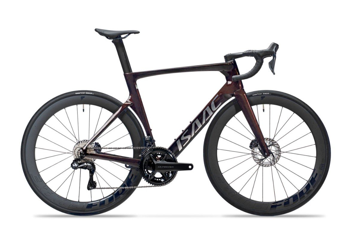 Isaac Meson 105 R7150 Ruby Red Heren 2027